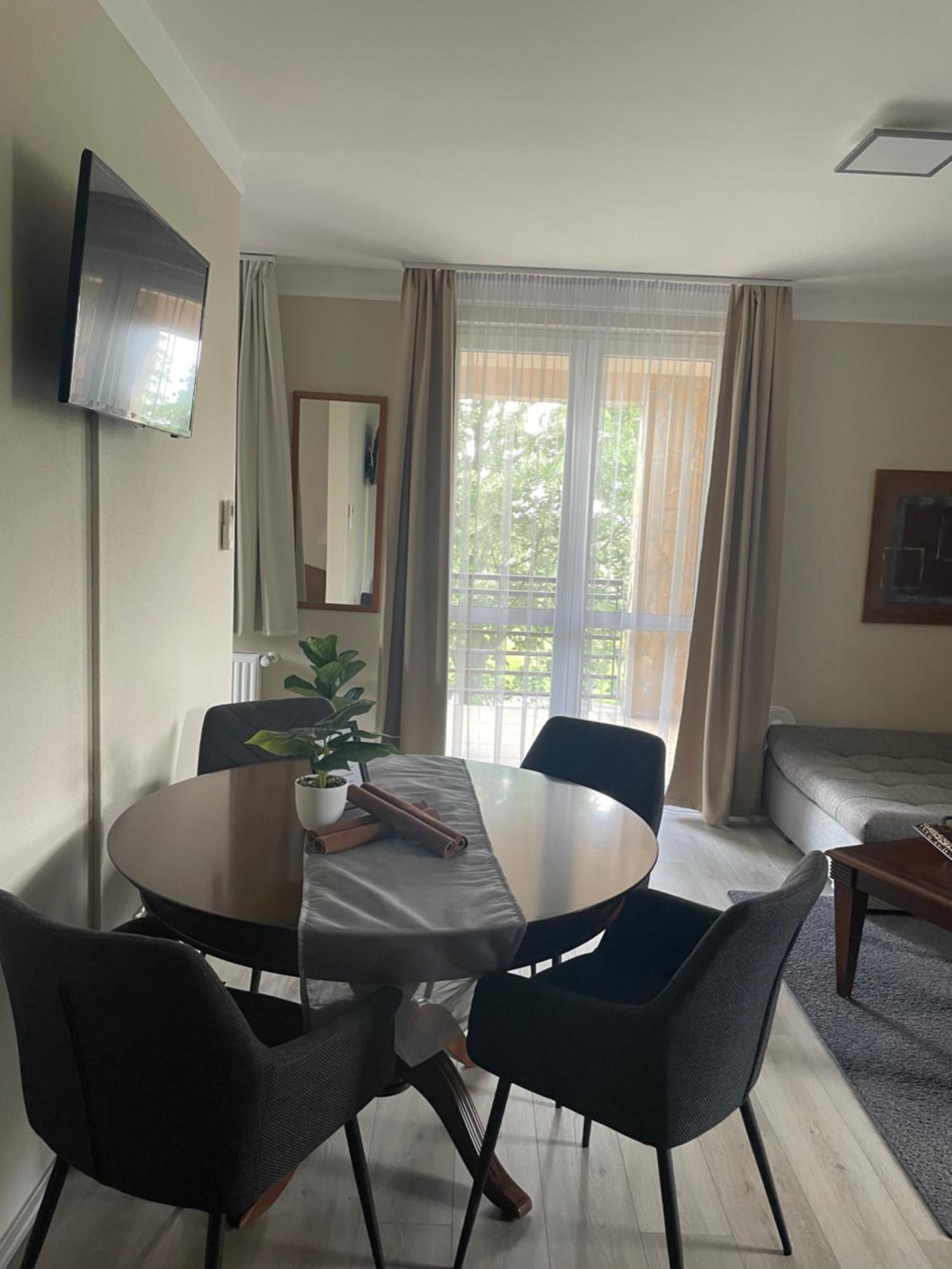 Europa Birdland Apartman Buk Ngoại thất bức ảnh